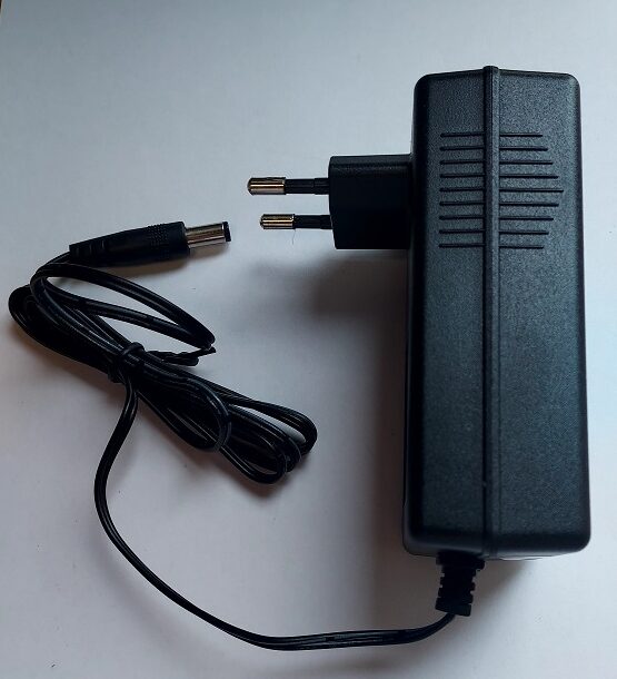 Ładowarka / Zasilacz 24V 1500mA